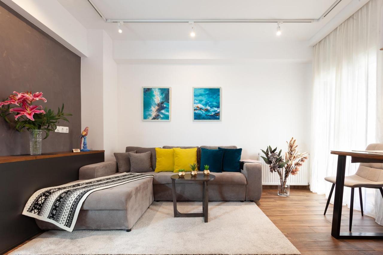 Seaside Apartment By Flisvos Marina Athen Exterior foto